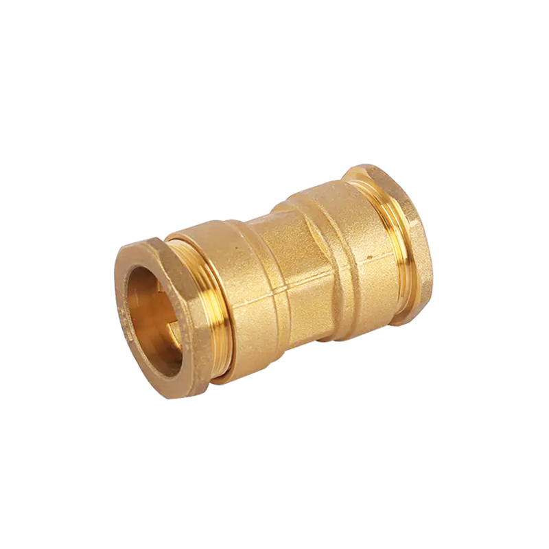 Brass Equal Tee Compression Fitting for HDPE Pipe DIN8076
